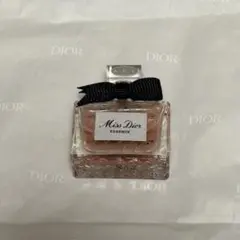 ミス ディオール エッセンス パルファン 5ml ミニサイズ