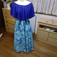 フラ衣装オフショルダー花柄とフレアースカート