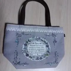 エレガントなトートバッグ