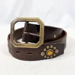 H.T.C エンドオンリー レザースタッズベルト 30 【削れあり】 - メルカリ