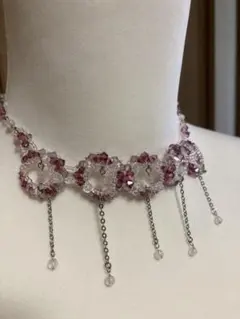 スワロフスキーモチーフのネックレス・チョーカー
