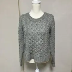 グレー ケーブル編み 長袖ニットセーター　フリーサイズ