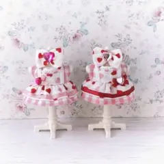 専用ページです。 ハートのワンピース　ミニチュアドール服　赤ちゃん