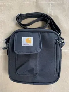 【美品】カーハートCarhartt コンパクトショルダーバッグ ブラックのサムネイル