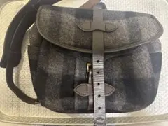 239 FILSON フィールドバッグ　ショルダーバッグ　ウール　チェック柄のサムネイル