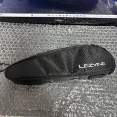 Item thumbnail for item 17fd53f6-320c-4df3-b826-f93e00129512