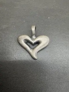 ネックレストップ シルバー ブランドロゴ ハート オープン