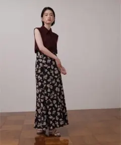 【タグ無新品】NATURAL BEAUTY BASIC 花柄ロングスカート