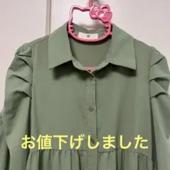 オリーブグリーン ティアードシャツ Mサイズのサムネイル