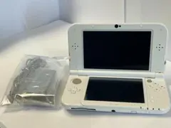 任天堂 New ニンテンドー3DS LL パールホワイト 充電器付き