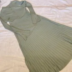 MOUSSYリブ編みミントグリーンニットワンピース フロント飾りボタン　ロング丈