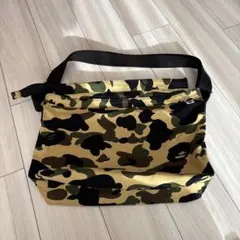 BAPE 1stカモ　ショルダーバッグ　メッセンジャーバッグ