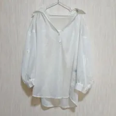due sei スキッパーシャツ 長袖 ホワイトのサムネイル