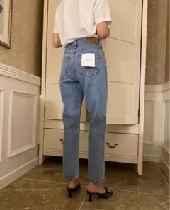 Item thumbnail for item 3a8663f7-2311-48cc-8873-b91bebb16794