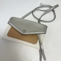 ジバンシー　デュエット　エレガントなショルダーバッグ シルバー ベージュ