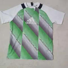 adidas 半袖Tシャツ グリーン ロゴ総柄のサムネイル