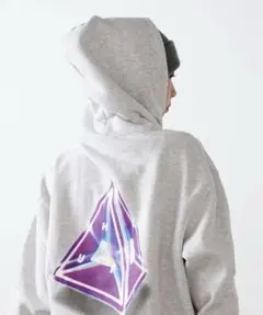 HUF グレー パーカー 三角形グラフィック