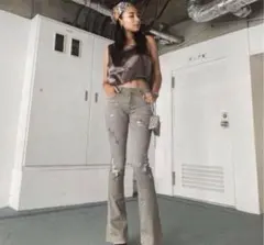juemi x something inyo デニム フレアパンツ ペイントのサムネイル
