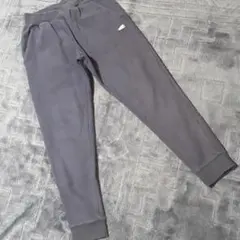 ニューバランス　スウェットパンツ