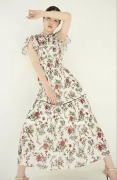 スナイデル SNIDEL ウエストシャーリングプリーツワンピース アイボリー