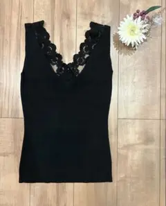 【fifth】新品 ブラック レース Vネック タンクトップ 黒のサムネイル
