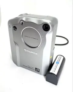 【Tom】ポルシェデザイン FUJIFILM FinePix 4800Z 生まれながらに完成していたポルシェデザインと呪い――富士