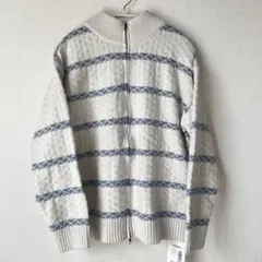 新品　ジップアップ　ニット　Mサイズ