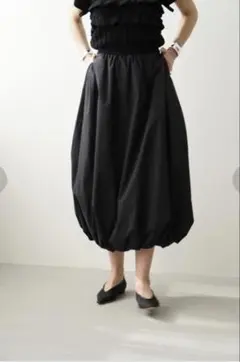 CLANE クラネ　COTTON BALLON SKIRT ロング　ブラック　黒のサムネイル