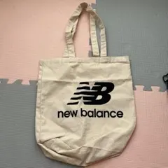 ニューバランス　トートバッグのサムネイル