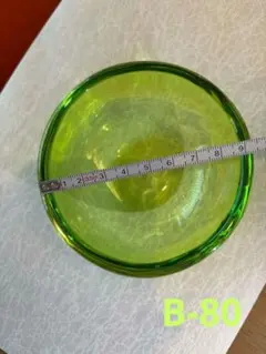 透明緑色ボウル