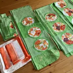 ㊗️超メルカリ市‼️ 正絹　絞り　金駒刺繍　金彩振袖のサムネイル