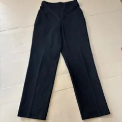 UNIQLO マタニティパンツ　黒