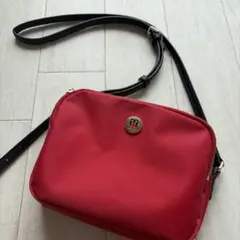 ショルダーバッグ　レッド