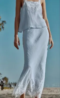 ZARA 完売品 ☆S☆ ミディ丈レーススカート 【新品タグ付】 - メルカリ