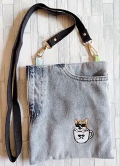ハンドメイド　デニムリメイク　刺繍　コーギー　コーヒー　犬　ショルダーポーチ