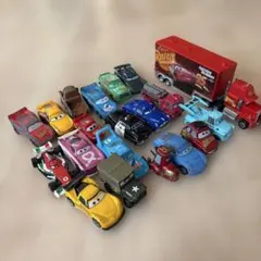 カーズ ミニカーセット 20台 トラック付き