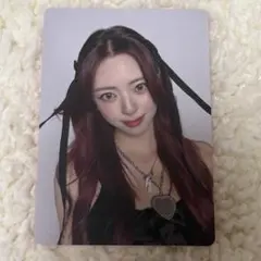 itzy collectorトレカ ラキドロ ユナ