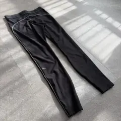 Item thumbnail for item 7fd71668-61c8-48ea-a2e3-661d06a4a6c7