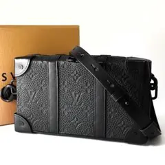 超極美品✨ルイヴィトン モノグラム トリヨン ソフトトランク ショルダーバッグ黒のサムネイル