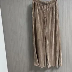 GU ブラウン プリーツ ワイドパンツ