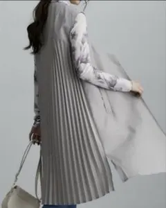 プリーツロングジレ ワンピース風