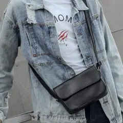 ショルダーバッグ メンズ　斜めがけ　大容量 PUレザー　高級感　バッグ　ミニ　黒