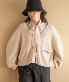 LOWRYSFARM ピコットアミショートカーディガンのサムネイル