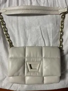 ZARA キルティングバッグ