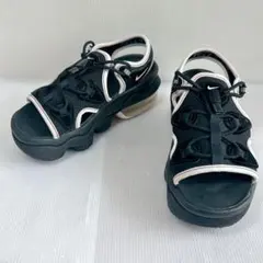 NIKE エアマックス ココ サンダル ブラック　ピンク　KOKOSANDAL