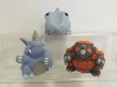 フィギュア 立体ポケモン図鑑 当時物 サイホーン サイドン 進化ライン