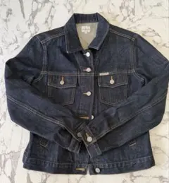 Item thumbnail for item 8c6dd2ea-08cb-4342-bf59-6d12f65f67f2