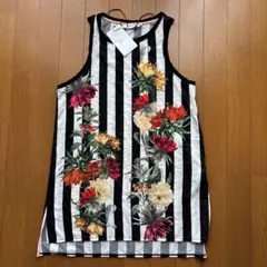 ⭐️新品未使用タグ付き⭐️ZARA・艶やか花柄ストライプ・タンクトップ・ノースリーブ