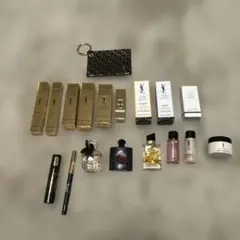 イヴ・サンローラン　２２年クリスマスコフレ