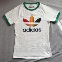 アディダス　ラグランスリーブTシャツ